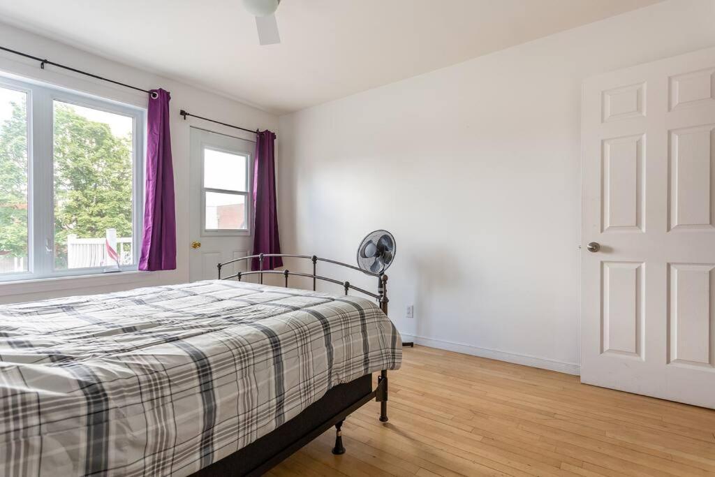 Lovely Rental Unit With Balcony~ Autoroute 40 Монреаль Экстерьер фото